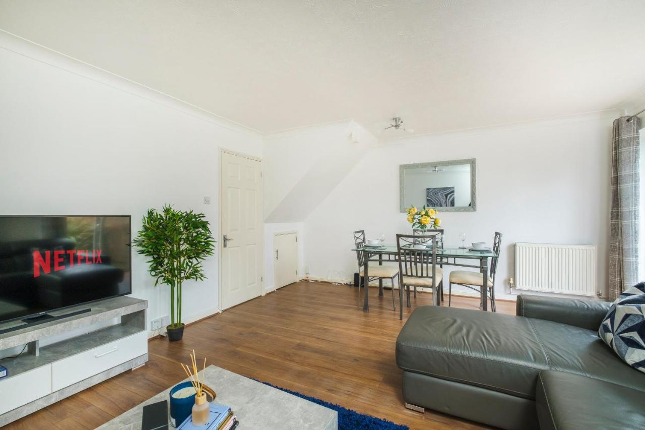 Beautiful 3 Bed House With Amazing Views In Dartford, Kentアパートメント エクステリア 写真