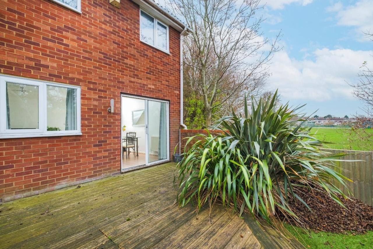Beautiful 3 Bed House With Amazing Views In Dartford, Kentアパートメント エクステリア 写真